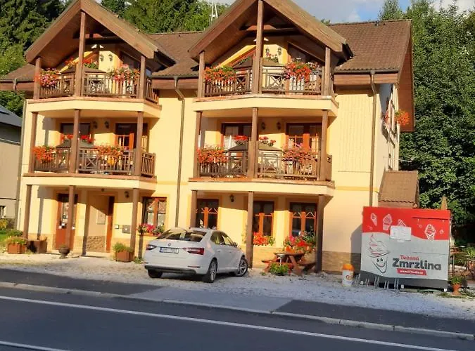 Holiday Maison d'hôtes 3*